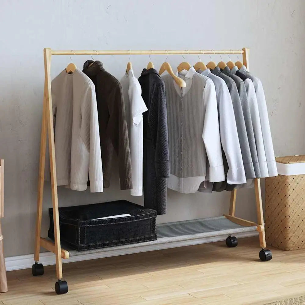 Kledingrek met schappen en wielen 106x34x106,5 cm bamboe - Kledingrekken & kastinrichting